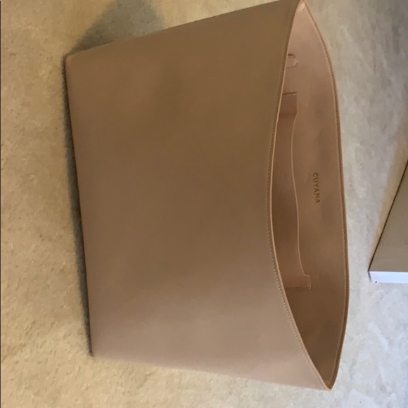 Cuyana Handbags - Cuyana Tote Insert